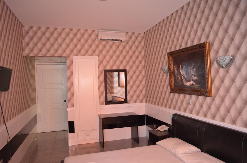 Vergi City Hotel Voroklini Exterior photo